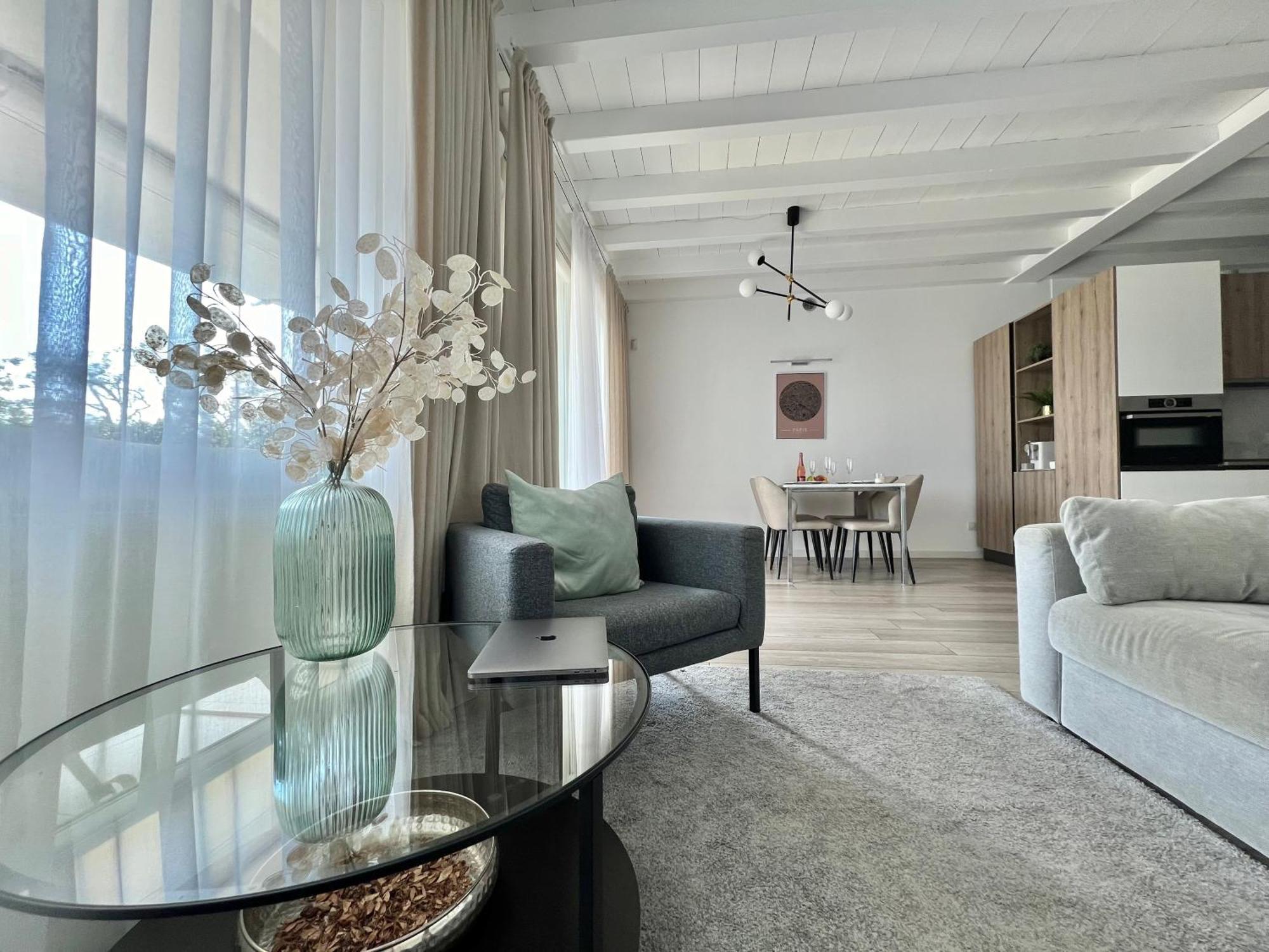 Paganini Suites And Apartments Sirmione Exteriér fotografie