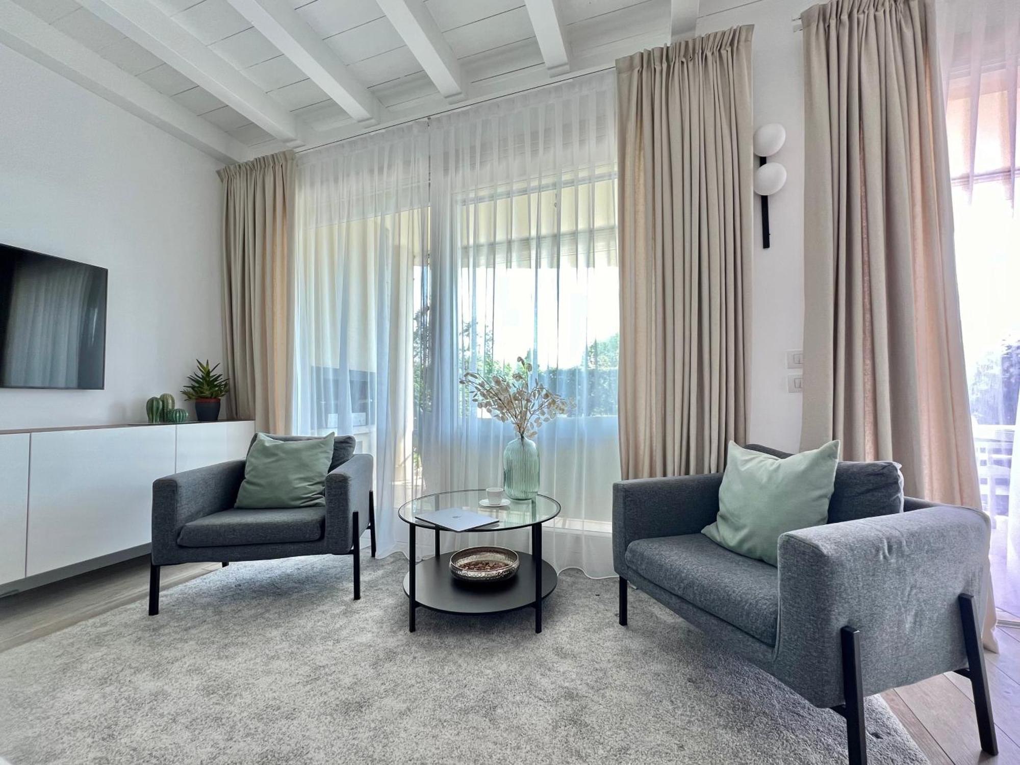 Paganini Suites And Apartments Sirmione Exteriér fotografie