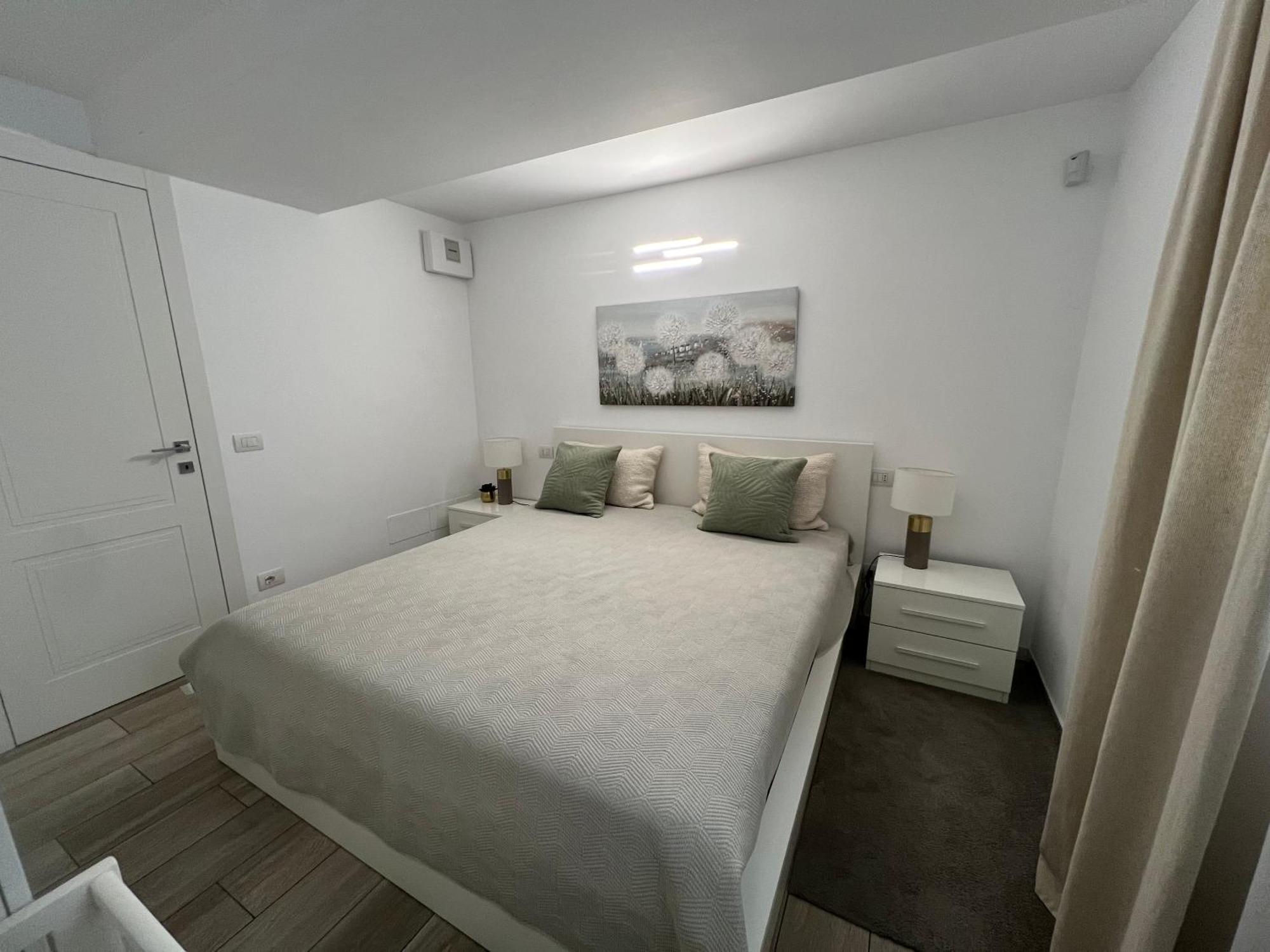 Paganini Suites And Apartments Sirmione Pokoj fotografie